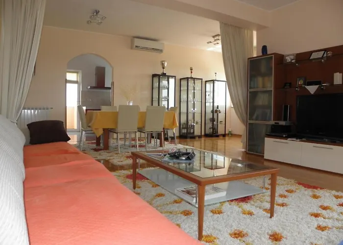 In With Sea View, Terrace, Air Conditioning, Wifi 3352-29 شقة